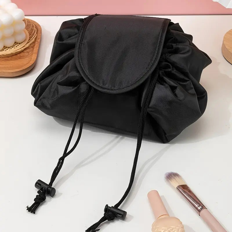 Sac de Maquillage à Cordon – Pratique & Rapide